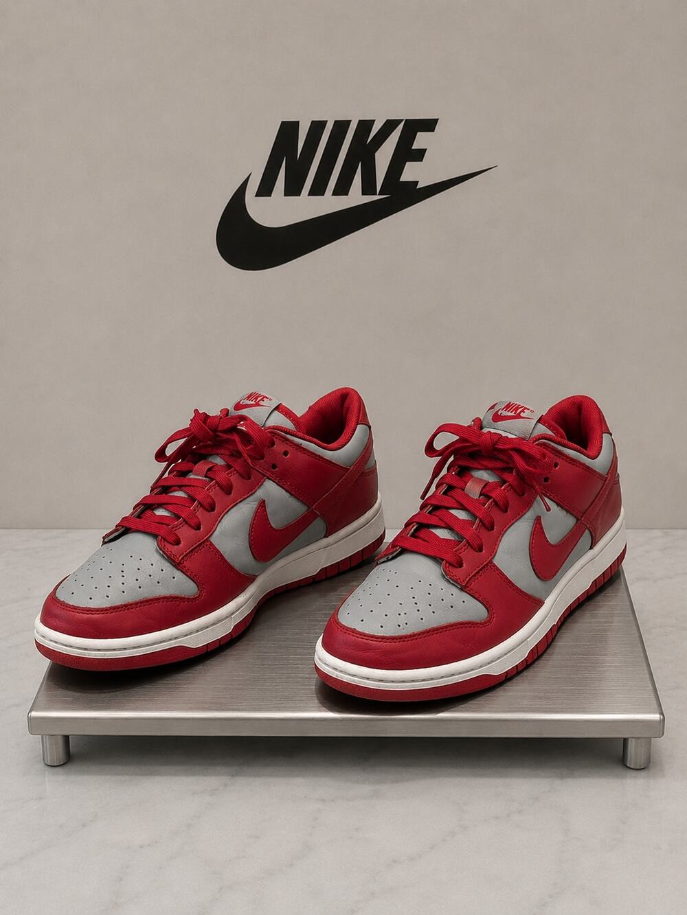 Nike Dunk Low Retro UNLV Medium Grey Varsity Red Men’s 8.5 DD1391-002